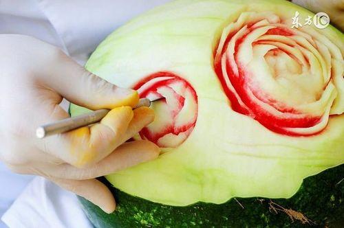 富豪吃的瓜,一场关于奢华生活的瓜界盛宴