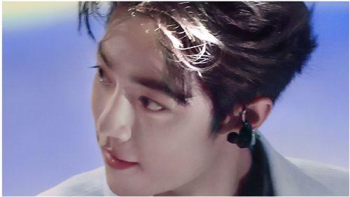 肖战日常吃瓜,瓜田里的日常，娱乐圈的“吃瓜达人”